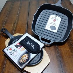 Jim Beam, Pre Seasoned Cast Iron  Square Grill Pan 16', Bkack  And Jim Beam Cast Iron Skillet Set. (NEW)