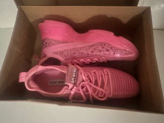 Women Pink Madens