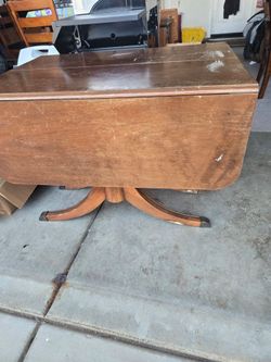 Fold table$20.00