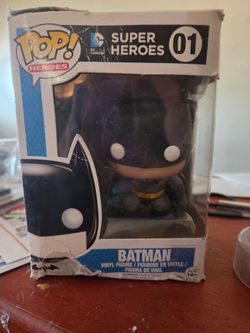 Pop batman figurine