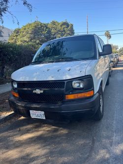 Chevrolet Express Full-Size Van White