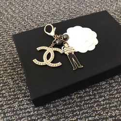 NEW Women Rare Find Gold Hardware Keychain Key Chain Purse Bag Handbag Decoration 