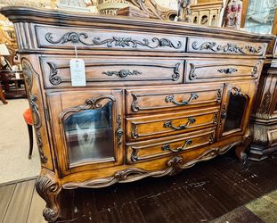 AICO By Michael Amini TRESOR Sideboard - NY