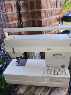 VINTAGE SEWING MACHINE BY PFAFF (REDUCED)