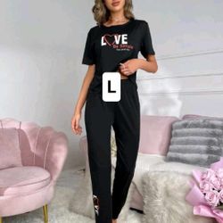 New Women’s 2 Piece Set Size Large