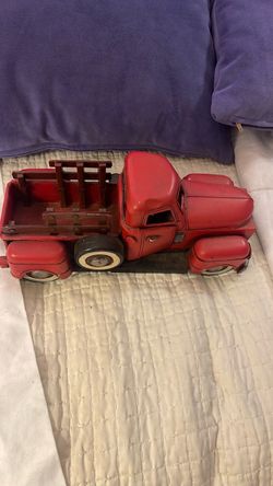 Vintage metal to pick up trucks and a VW