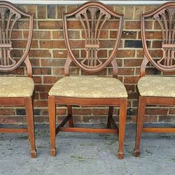 Set Of 3 Vintage Chairs 
