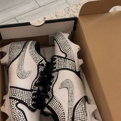 Cleats size 9