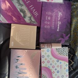 7 Item Brand New! Unopened Glam Kit!
