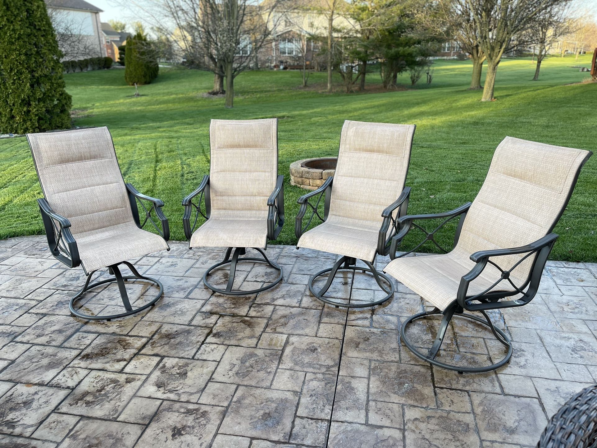 Patio Furniture - Backyard Creations LORETTO Swivel Chairs - Set Of 4
