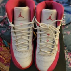 Jordan 12s 6y