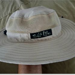 SALT LIFE TAN HAT LIKE NEW