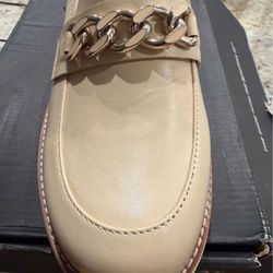 NIB Naturalizer Desi Size 12 Shoe