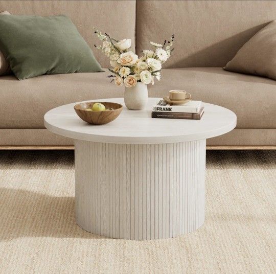 31.5'' Round Coffee Table With Woodgrain Top And Tambour Shade Accents For Living Room 🌱