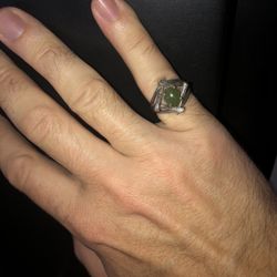  Jade Stone Ring, Size: 5 1/2