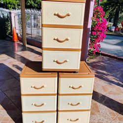 3 Bigs Plastic Drawers 