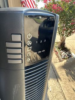 Lasko T48312 48 Inch Portable 3 Speed Oscillating Tower Fan w/ Nighttime  Setting for Sale in Garland, TX - OfferUp