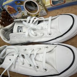 White Converse Women's NEW 10