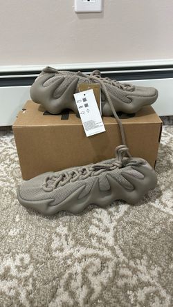 Yeezy 450s Shoes Size 6 And 1/2
