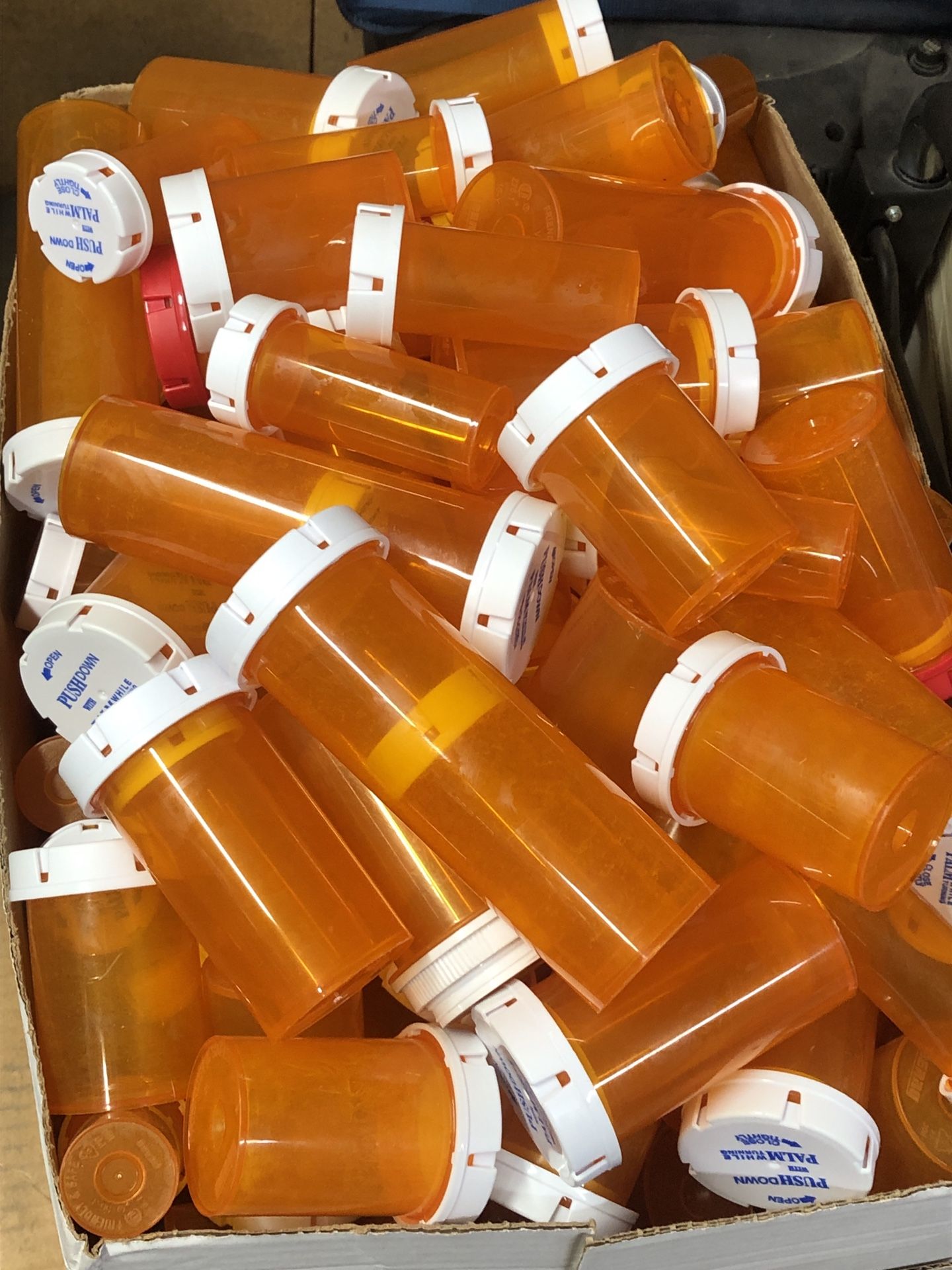 Pill Bottles! No Labels!