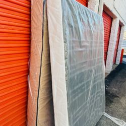 Queen Mattress With Base 