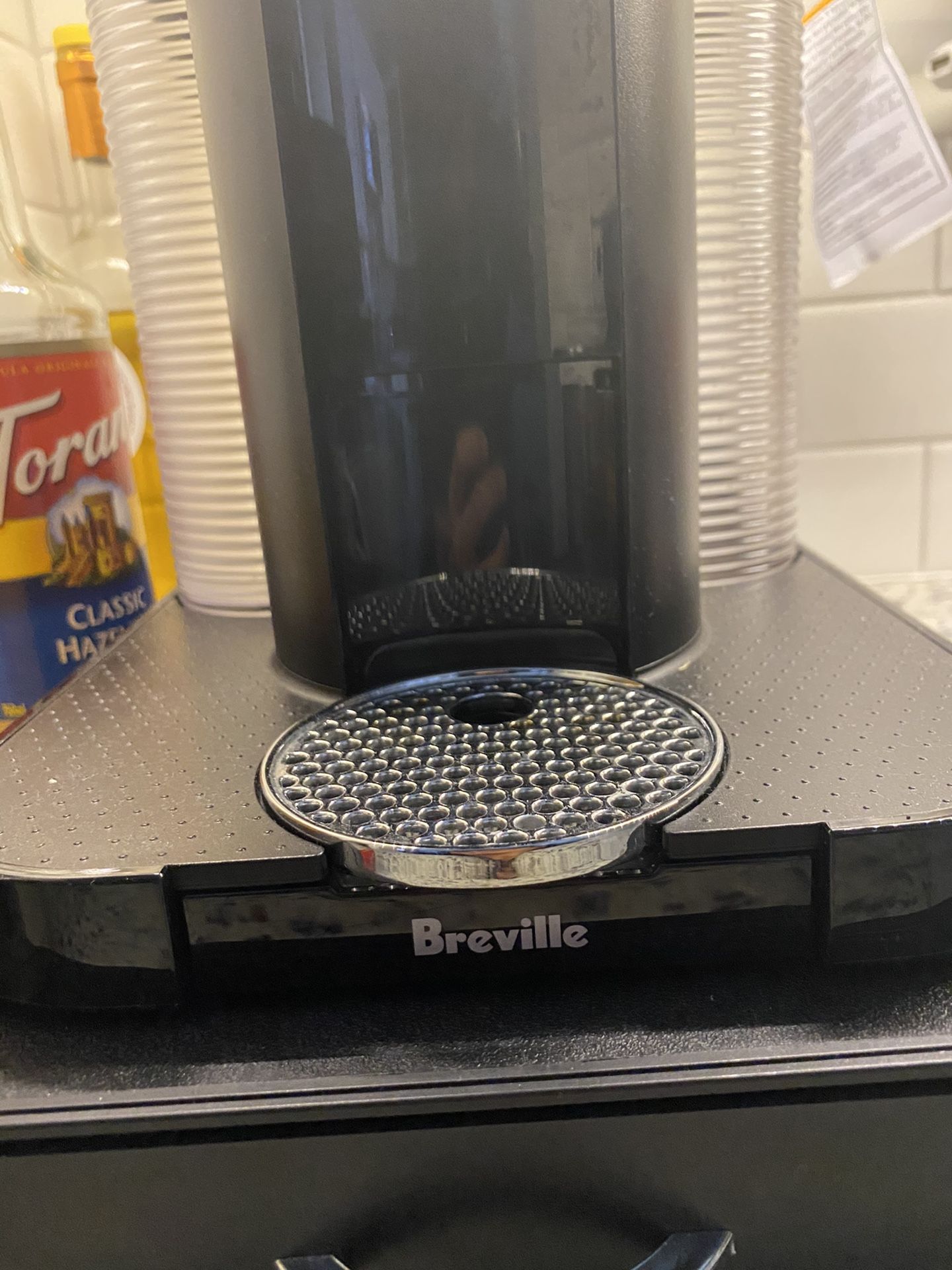 Breville nespresso machine coffee cafe espresso