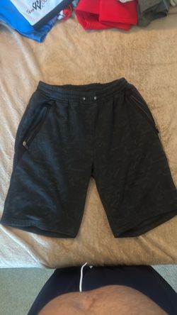 Black Camo Shorts with Zip Pockets sz M
