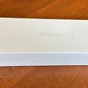 Apple watch series 10 new excellent condition