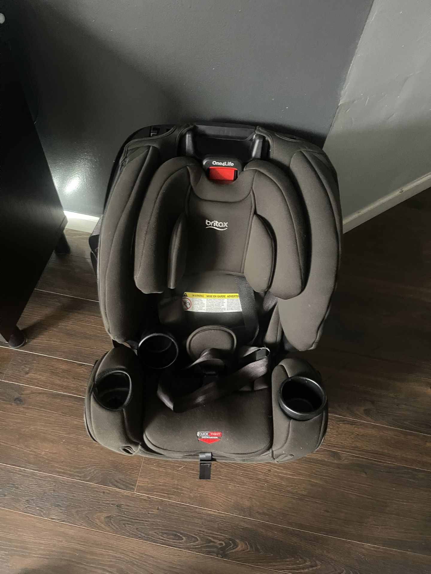 Britax - Infant 👶🏽-Todder 👦🏾