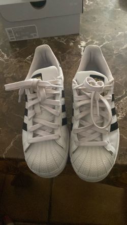 Superstar adidas shoes size 4