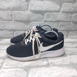 Men's Size 8.5 Nike Tanjun  Black Running Shoes Athletic Sneakers 