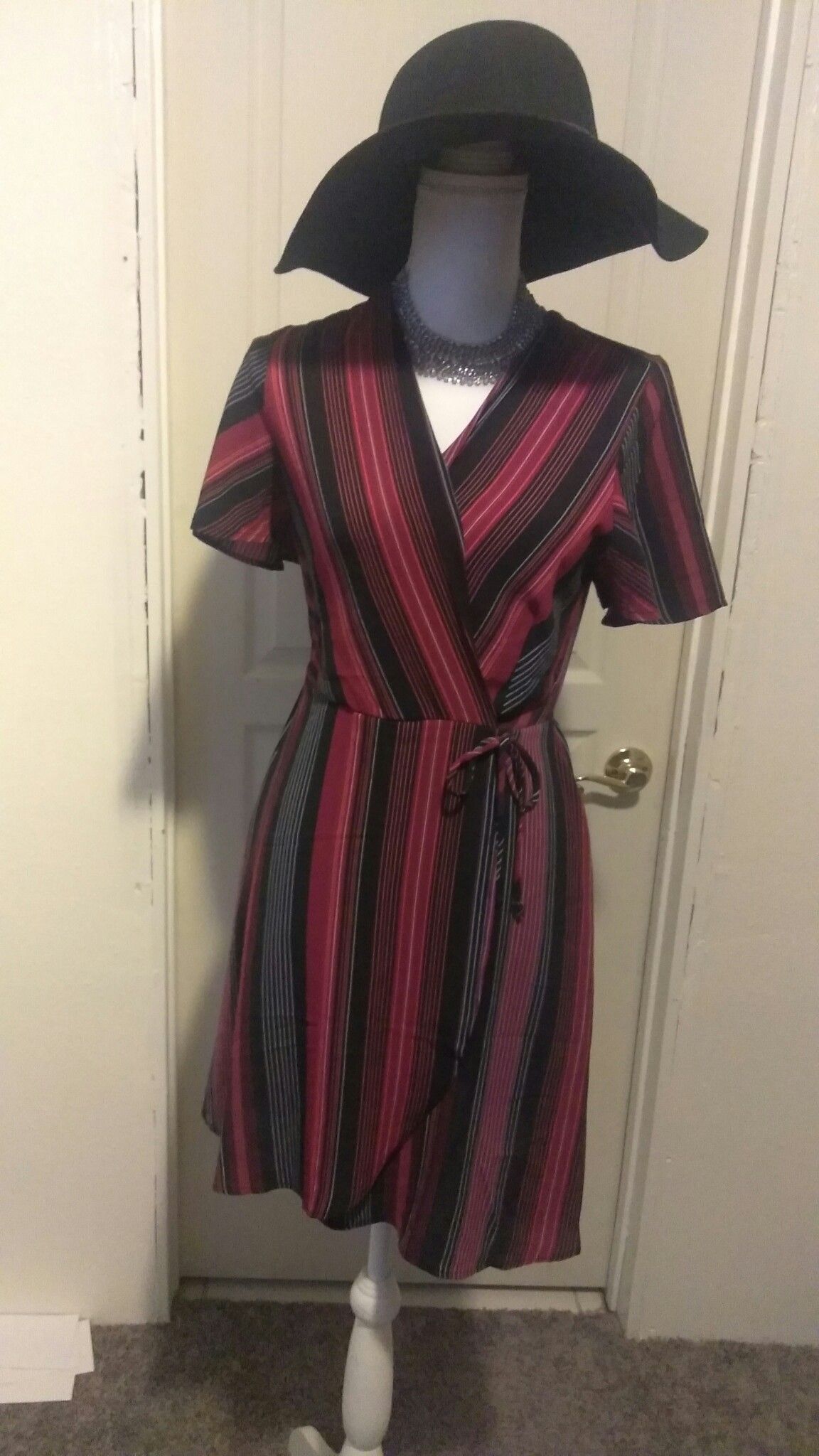 MEDIUM DRESS