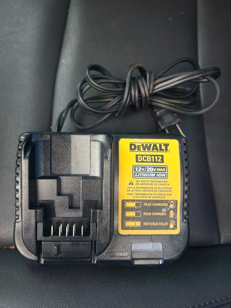 Dewalt Charger 12v/20v Max 