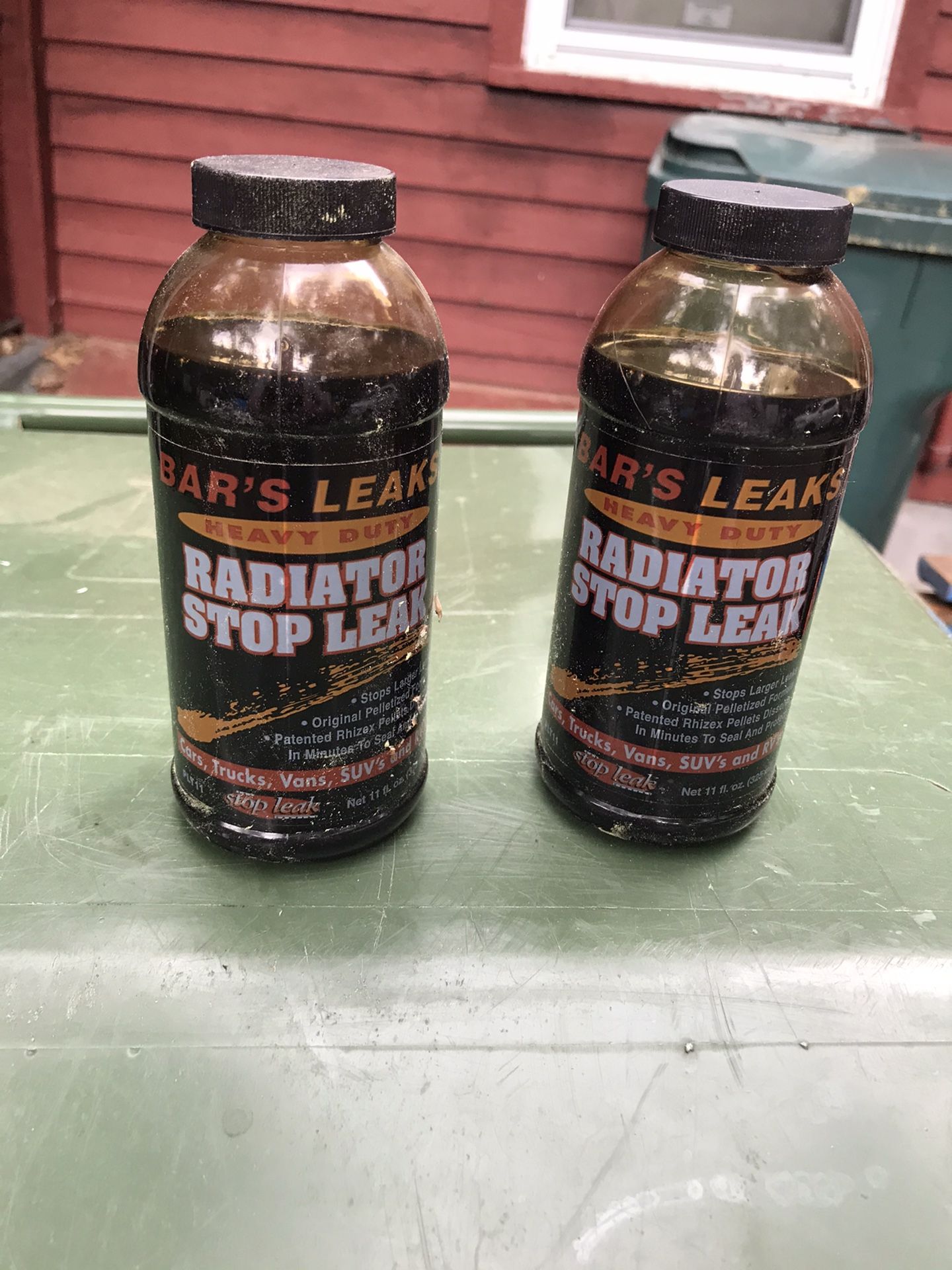 Barr’s Radiator Leak Fix $5