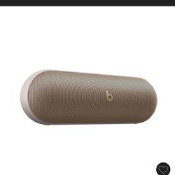 Beats Pill x Kim Kardashian