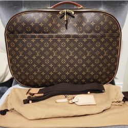 Authentic Louis Vuitton Pack All GM