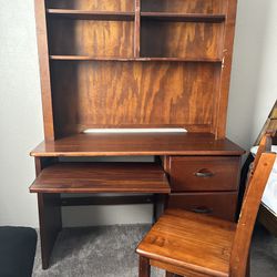 Kids Desk With Chair And Hutch 