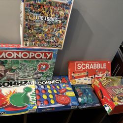 assorted games/ puzzle/bubbles gun. Only one used was the connect 4. Sold as a bundle. All 7 for 50