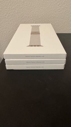 Apple Watch 49mm Natural Titanium Milanese Loop- Medium