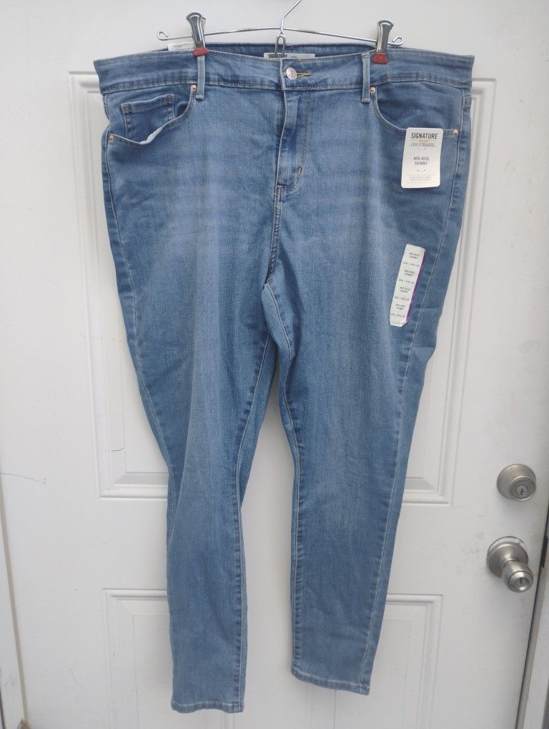 Wrangler Authentics Men's Classic 5-Pocket Regular Fit Cotton Jean