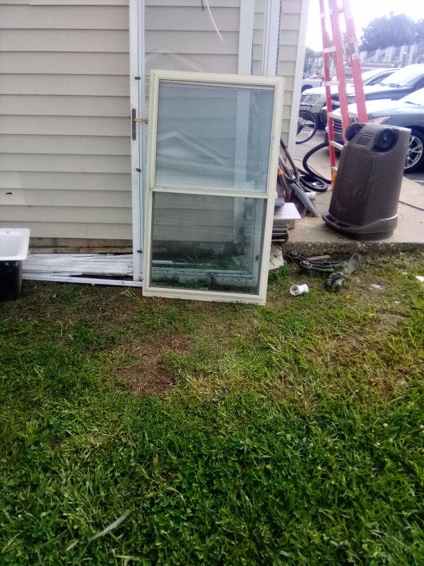 32×54" Storm Windows. Includes Screen.