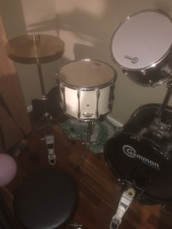 Drum set