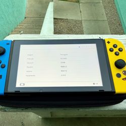 Nintendo Switch 