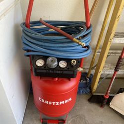 Excellent Condition CRAFTSMAN 10 gal Vertical Portable Air Compressor 150 psi 1.8 HP With 50 Foot Hose