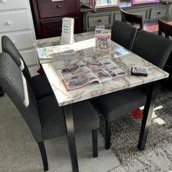 Small Dining Table Set 