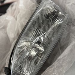 Toyota Camry Driver Side Halogen Headlight