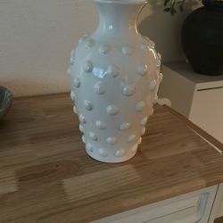 White Farmhouse Vase 