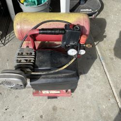 Air Compressor 