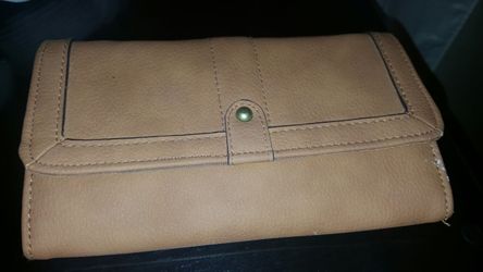 TAN COLOR WALLET