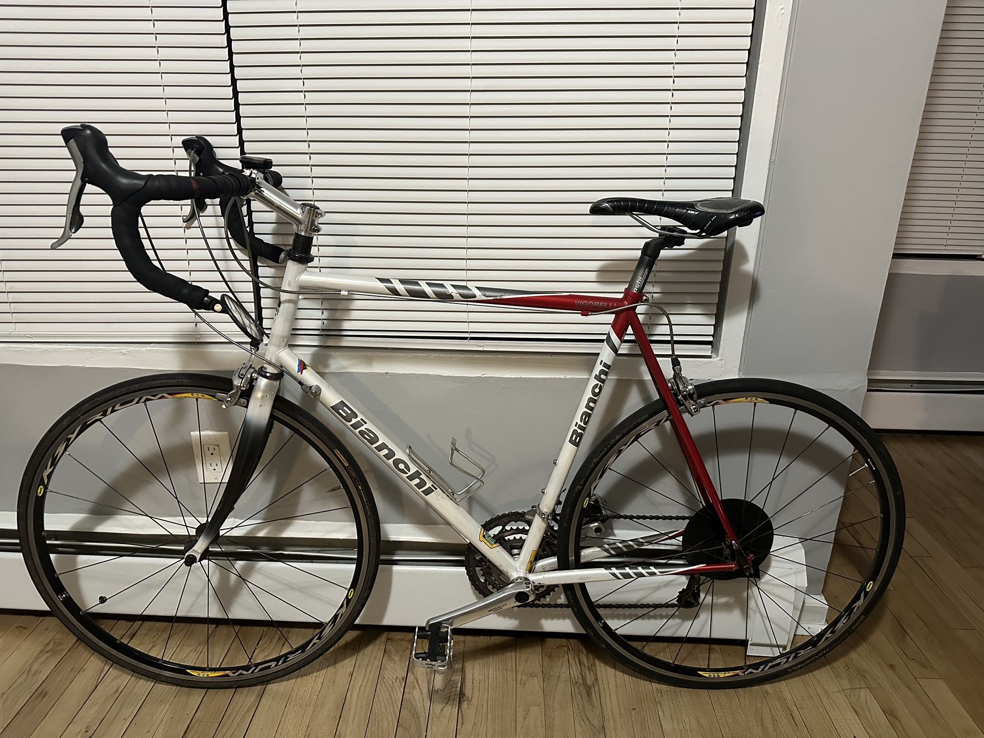 Bianchi Vigorelli Road Bike 63cm